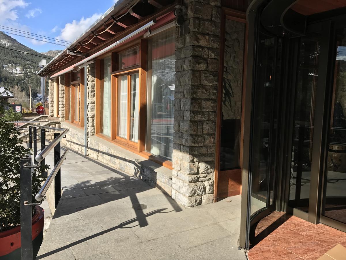 Hotel Bon Repos Bellver De Cerdanya Exterior foto